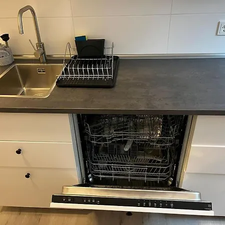 Apartament On The Rhine, Kolonia