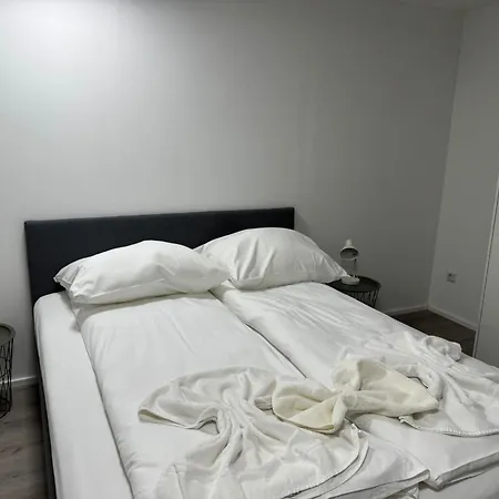 Apartament On The Rhine, Kolonia