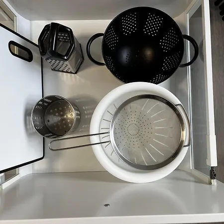 On The Rhine, Lägenhet *