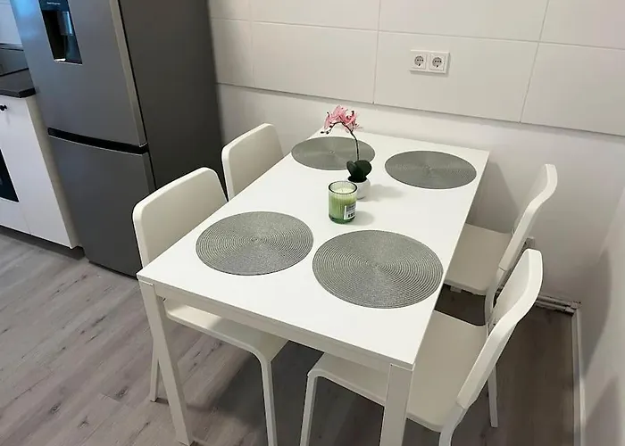 On The Rhine, Apartamento *