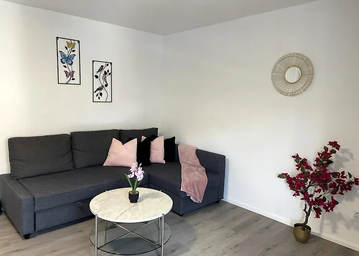 On The Rhine, Colonia